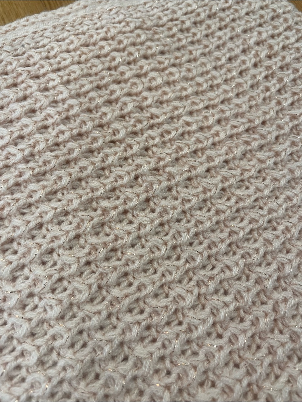 NEW LOFT Blush Pink Knit Infinity/Loop Scarf with Metallic Thread - Picture 4 of 5